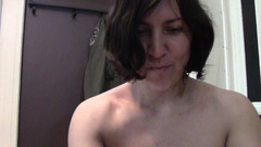 We heart Milfs: Com tesão morena amadora se filma fodendo cara