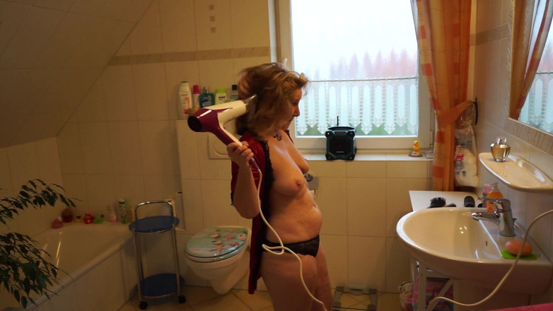 Extrabot: Hairdryer 1