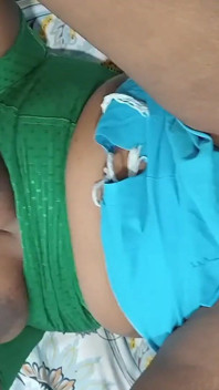 Soție desi tamil încercat anal cu degetul și pizdă tare futai în poziția misionarului Ea este expres atât de sexy Ion
