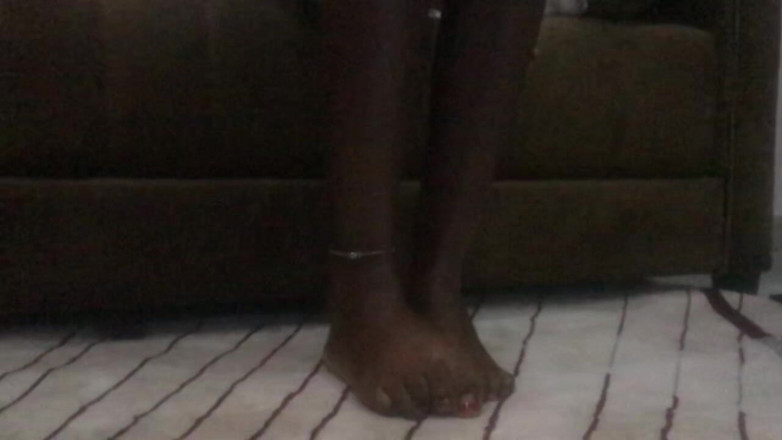 Browngurl234: African Ebony Feet Fetish Petite Oiled Teen 18 Sitting