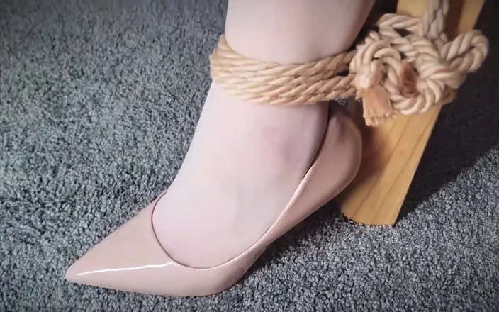 OrangeXXOO: Punish the Female Secretary Who Makes Mistakes Severely 03