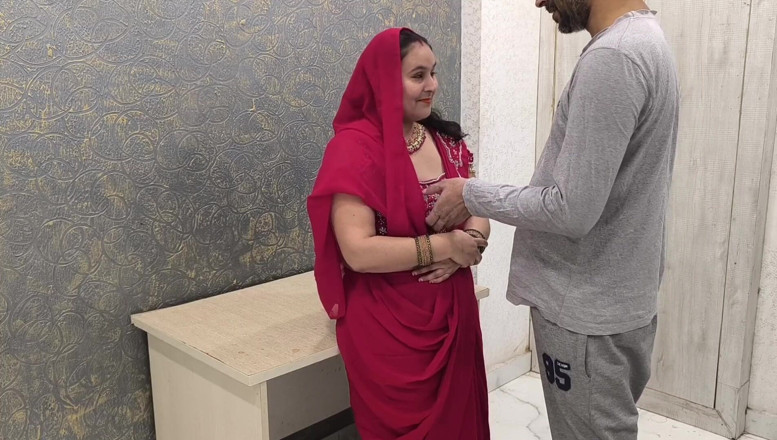 Desi chudai hub: Saas ki chudai follando mucho semen en la boca