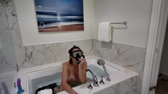 Suzy Wylde: Bts Urodziny Niespodzianka i lekcje nurkowania z rurką