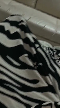 Was Ist Gestern Passiert?: Lucky Man Wacht Mit Einer Wunderschönen MILF an Seiner Seite Auf, Die Zum Ficken Ist