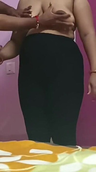 Opuść hotel Kavita Bhabhi