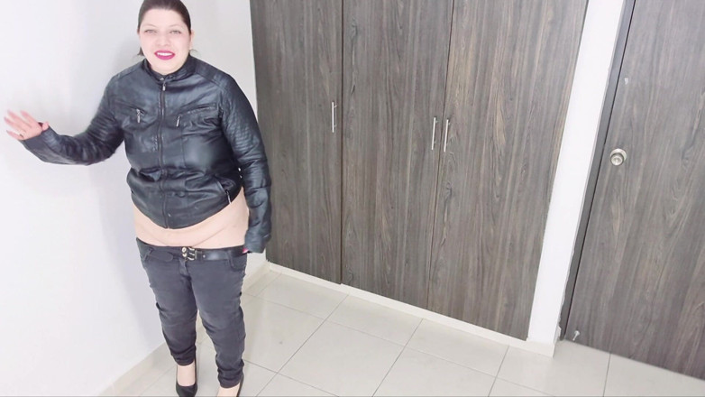 Alice H: Buttcrack Embarrassed House Tour