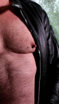 Who Else Likes Nipple Play?