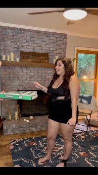 I Fucked the Pizza Delivery Guy!