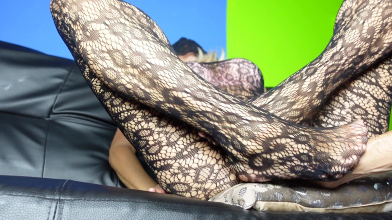 carolinefist: Introducerea picioarelor, fisting-ul uriaș, squirt-ul ei prim squirt atât de...