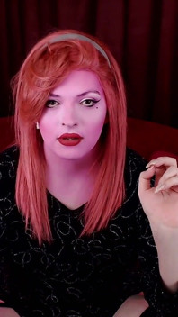 Bonita em rosa ts domme você vai obedecê-lo