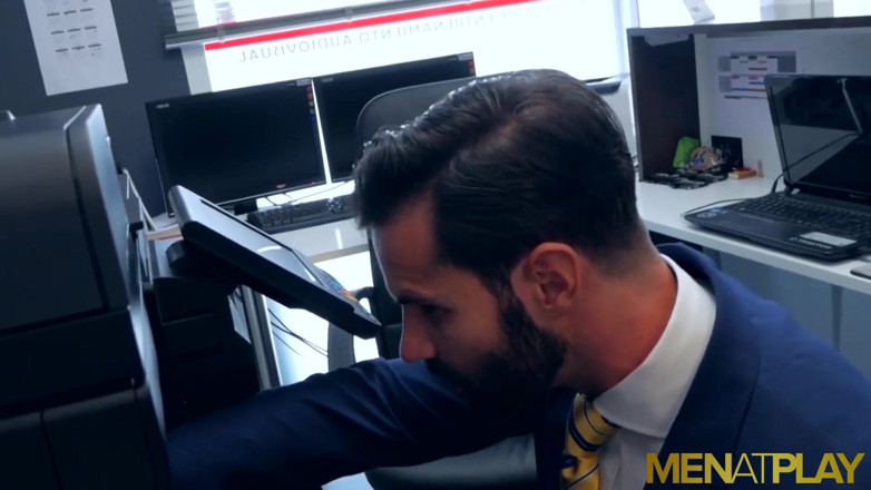 Menat Play: MENATPLAY - Brocken Dani Robles und Max Duro anal besamen im...