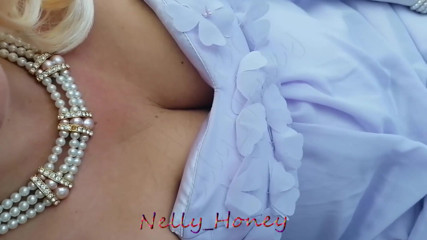 Nelly_Honey: Pakaian biru terang yang cantik dengan kotoran sperma