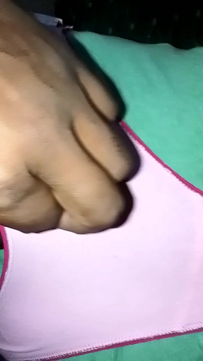 Jaanu294: SriLankan - garoto preto rosa rosa rosa