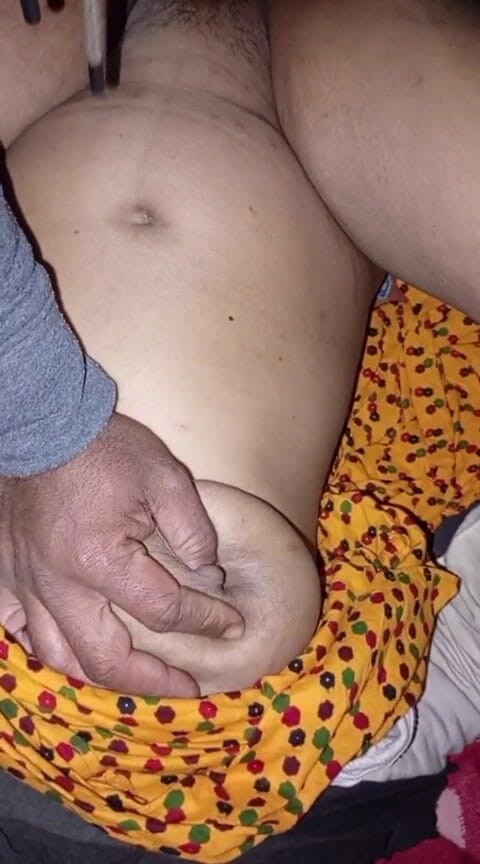 Real Time Enjoy: Бхабхі і зведений брат трахаються