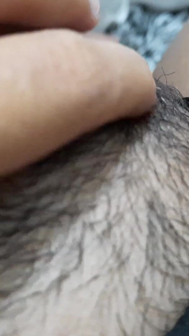 creamberryfairy: 剃った髪が好きですか、それとも毛深い髪が好きですか?