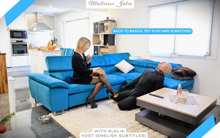 DeesseJulia: Back to Basics: Pet-play and Scratching