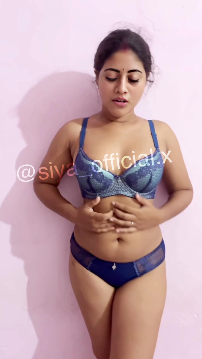 Vicky Siya: Siya Bhabhi poesje neuken en vingeren Hindi