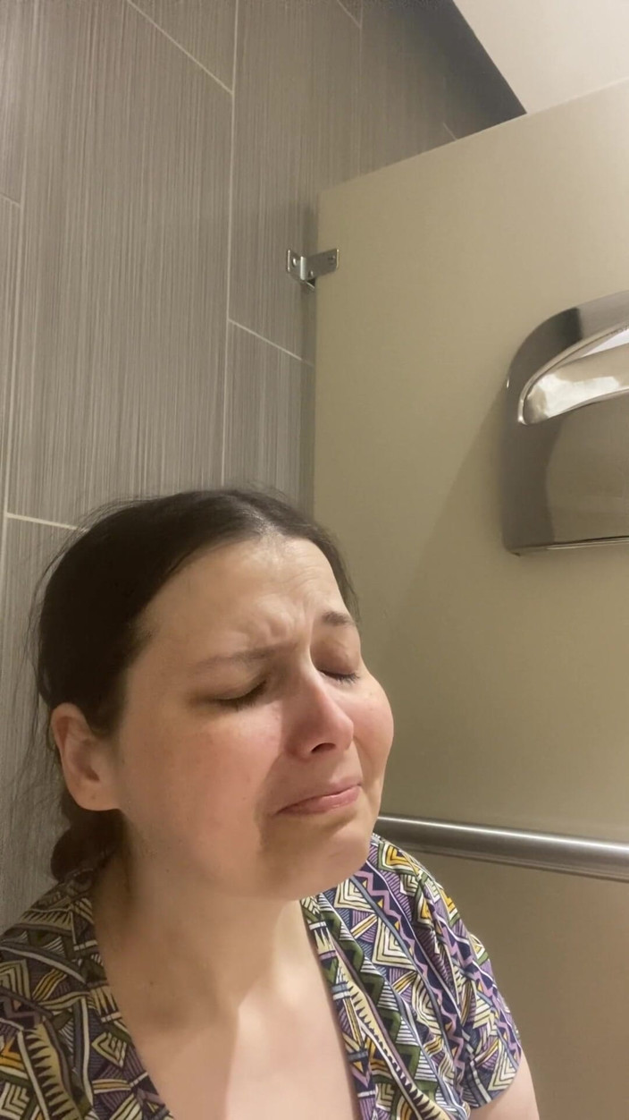 MissChrystalline: Orgasmo nel bagno