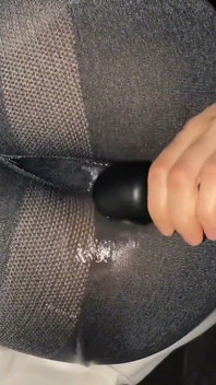 น้ําหีแตกไม่หยุด: วิดีโอแรกโดยไม่หยุดพักเพื่อชักว่าว