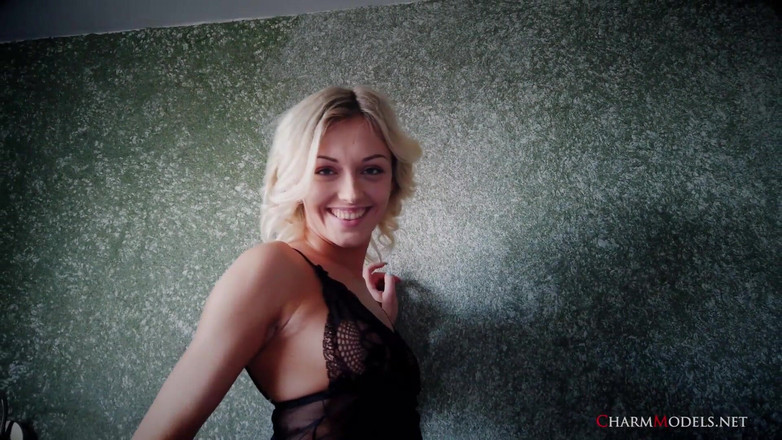 CharmModels: Tiffany şeffaf iç çamaşırlı yeni mükemmel kız videosu