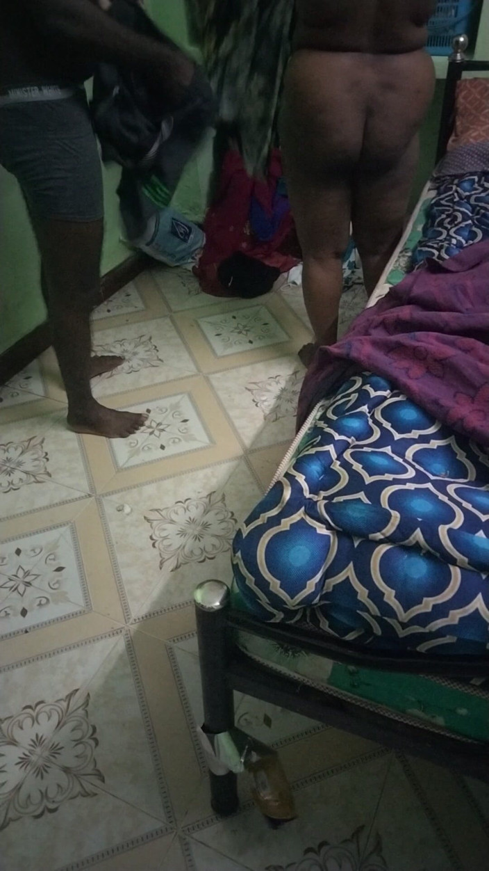 Tamil lesbian: Video ngomong jorok