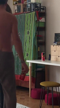 Kul homeparty - dansande bröst &sugande läppar - perfekt MILF kropp