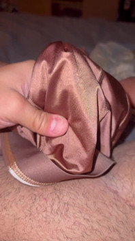 Brown Satin Seluar dalam