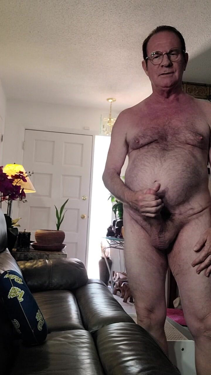 DaddyLNargo: Üvey baba seni seviyor