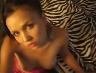 Flash Model Amateurs: Beautiful brunette giving blow job