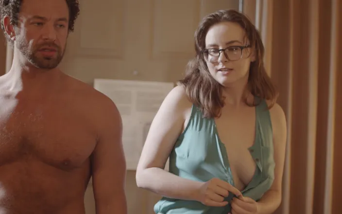 Sensual productions: An Artist Gets Painted by a Hung Model