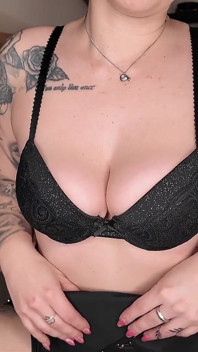We Had a Dinner Date, and Before That, I Had an Amazing Orgasm!!