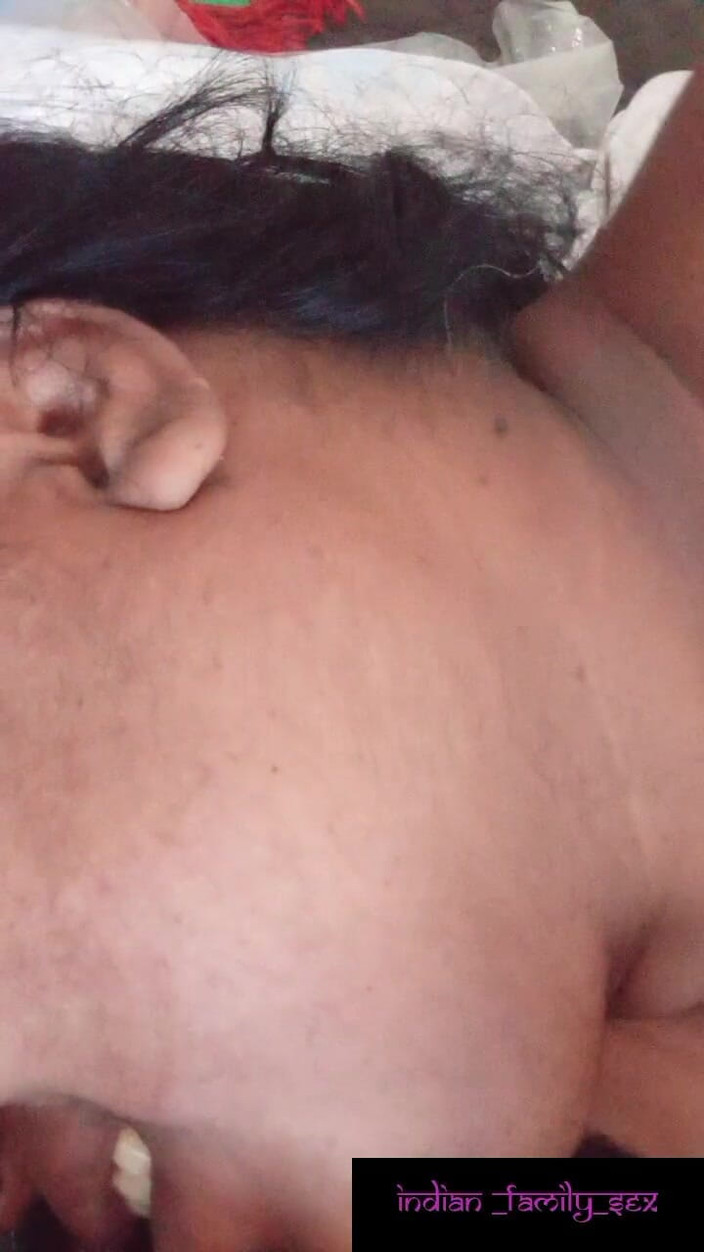 Indian IFS: 보지를 핥는 얼굴 표정 Wile