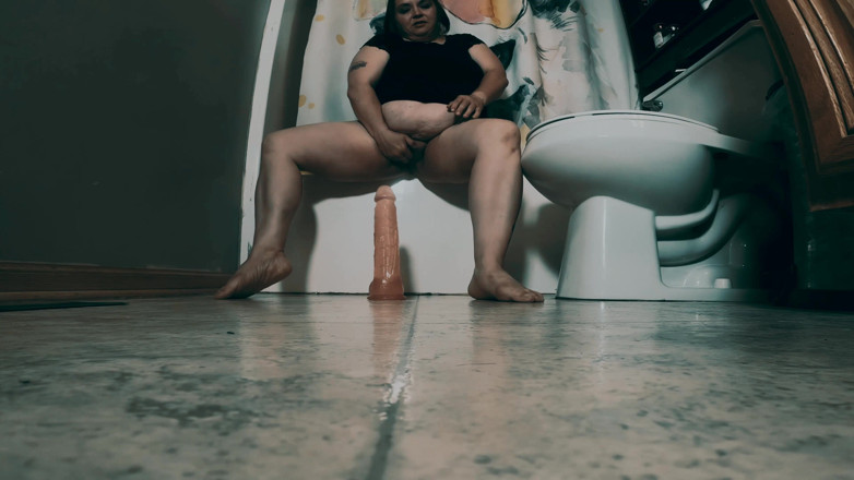 SexyNEBBW: Badrum dildo