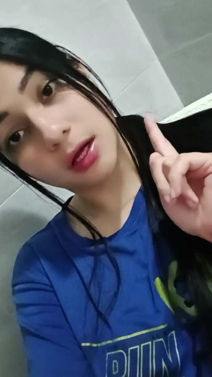 Yulieth Gomez: Fierce Step Stepsister Sings with Deepthroat and Cock's Cruel Hunger