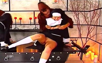 Hardcore Lovers of the world: Orgia scopata con due suore sexy