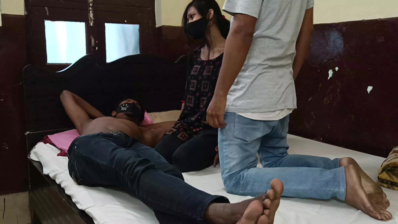 HousewifeGeeta: Bini memanggil teman lelaki dan dikongkeknya kerana zakar suami cuckold...