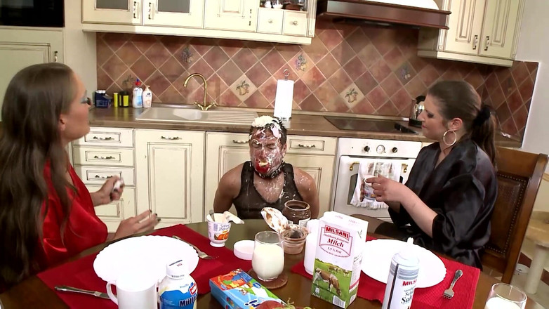 German BDSM MMV: Submisivní otrok pokrytý špinavou rozkoší