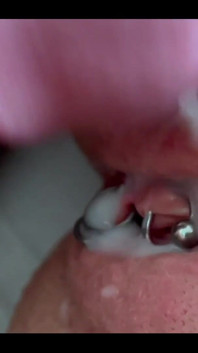 Fuck my Pierced Pussy