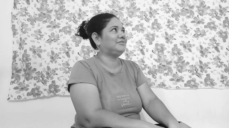 Valkyrieandluigy: Dacă te uiți la mine așa te va aprinde... Imaginează-ți...