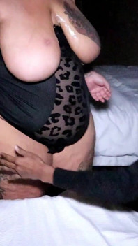 Bbw zuigt al dat sperma eruit