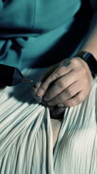 Mummified และชาร์จ: การกีดกันทางประสาทสัมผัสด้วยไฟฟ้า CBT