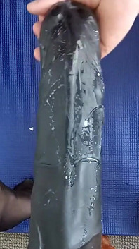 Crossdresser striptýz velkého análního dildo 7