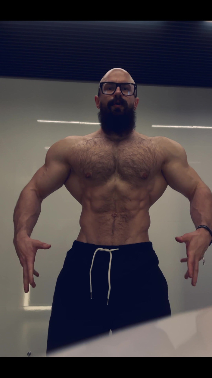 Mister Stone: Every Muscle Is Under the Skin