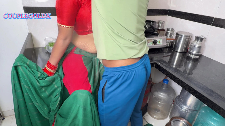 Sexy Komal: Am zweiten Tag von Komals Hochzeitsnacht kocht ihr schwager Khichadi...