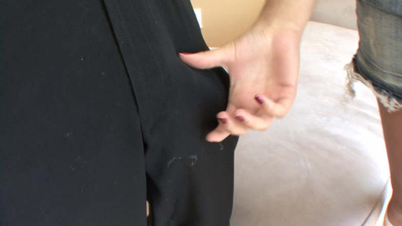 My Stepdad's Cock: Remaja nakal ingin melihat kontol ayahnya