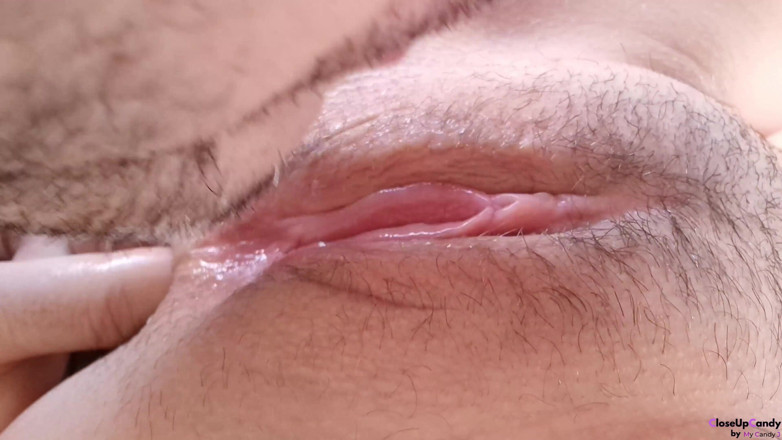 CloseUpCandy: Ekstremalne zbliżenie łechtaczki! Jedzenie squirting nieogolone mokrej cipki