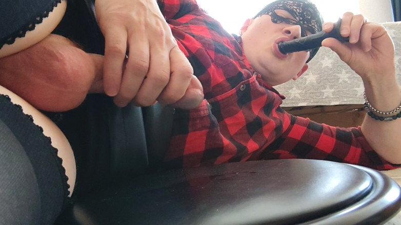 Valentine Tiger: Jerking off, Sucking and Savoring Cum