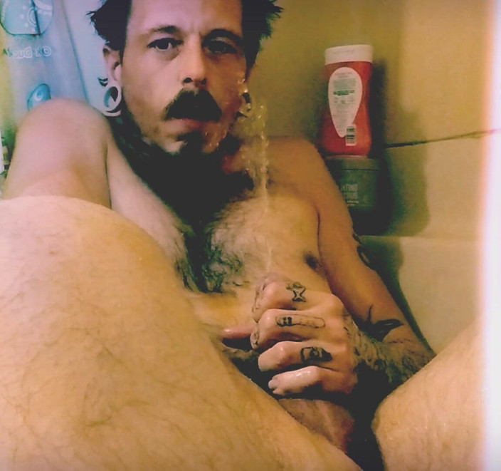 HungBareBackRabbit: Gyllene kul