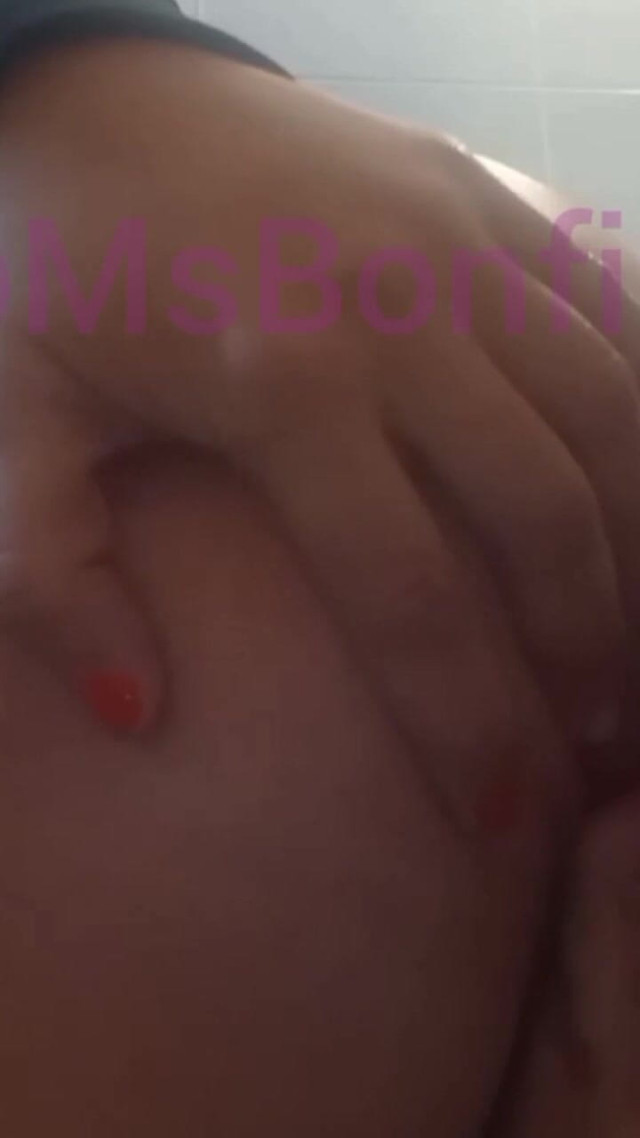 Stimulating My Ass with the Vibrating Plug (Ms. Bonfire) Stimulating My Ass with the Vibrating Plug (Ms. Bonfire)