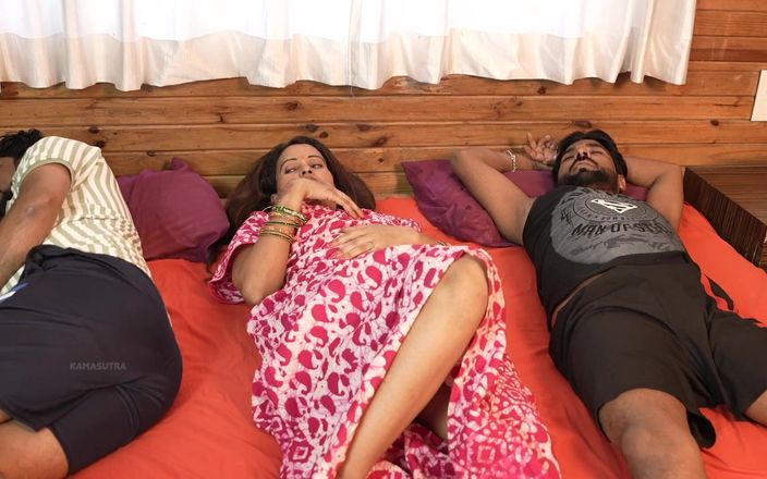 Kamasutra61: Hot Indian Desi New Couple Hard Sex in the Room